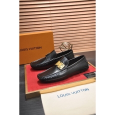 Louis Vuitton Low Shoes